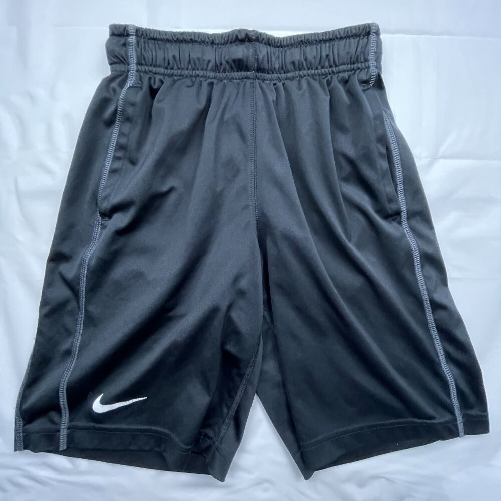 Nike Dri Fit Boys Shorts Size S